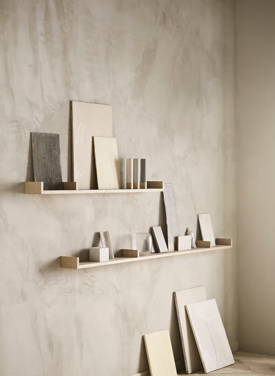 Display Shelf 234 cm