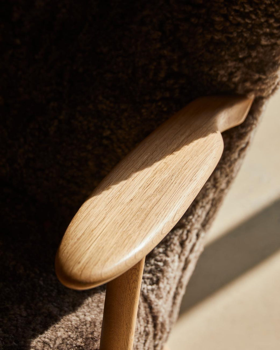 Pragh Lounge Chair