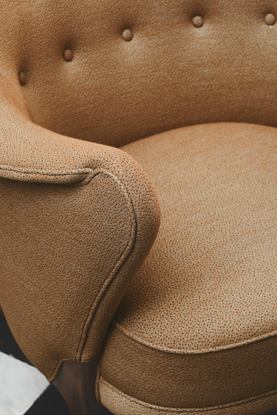 Cocktail Lounge Chair
