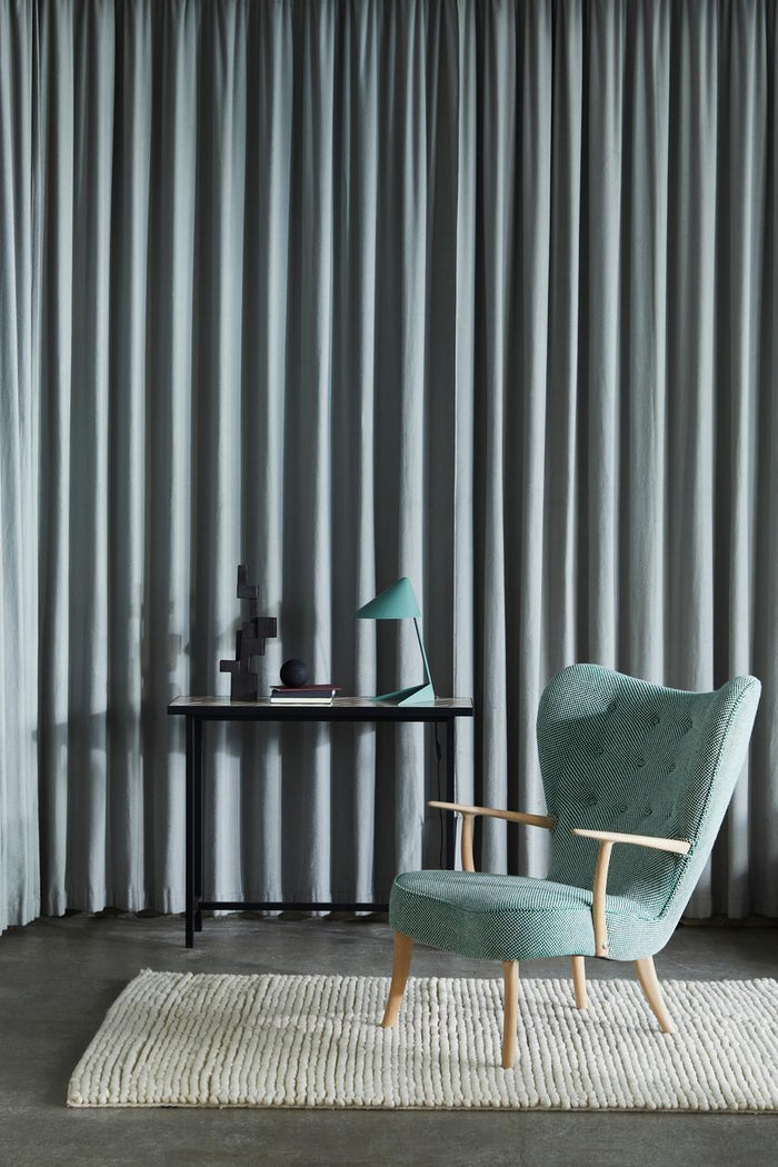 Pragh Lounge Chair