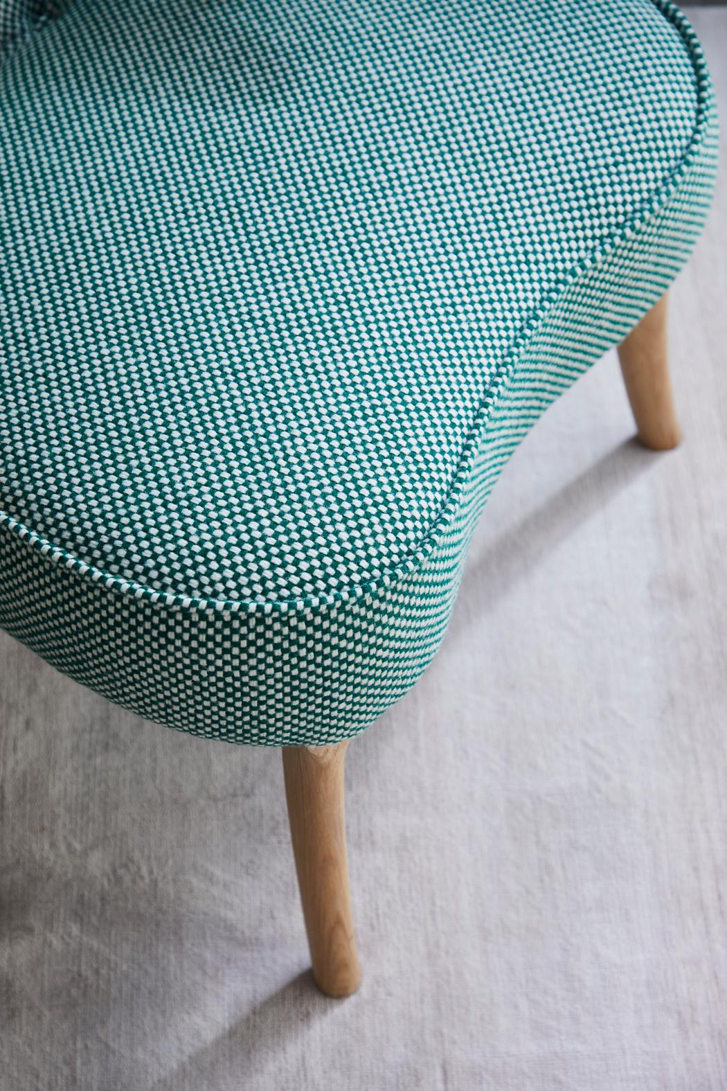Pragh Footstool